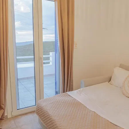 Crown Luxurious Residences, * Китнос