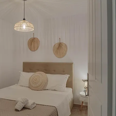 Crown Luxurious Residences, * Китнос