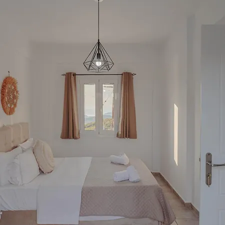 Вилла Crown Luxurious Residences, *