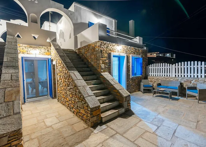 Crown Luxurious Residences, Kythnos