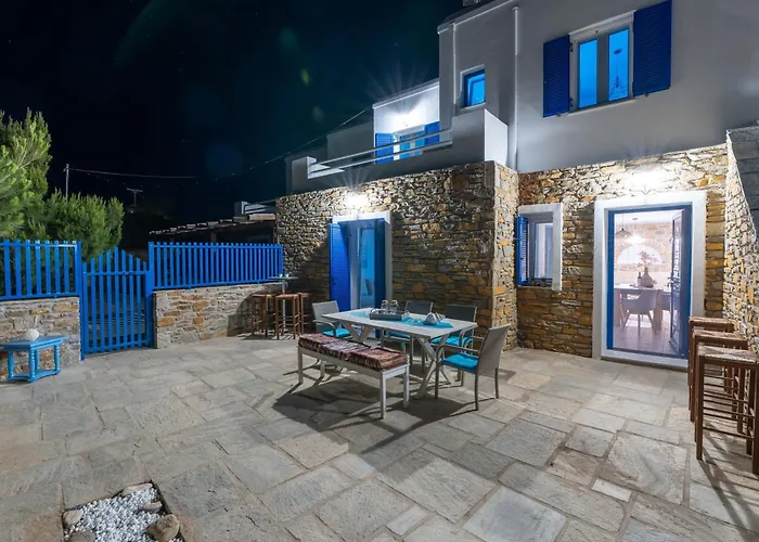 Villa Crown Luxurious Residences, *