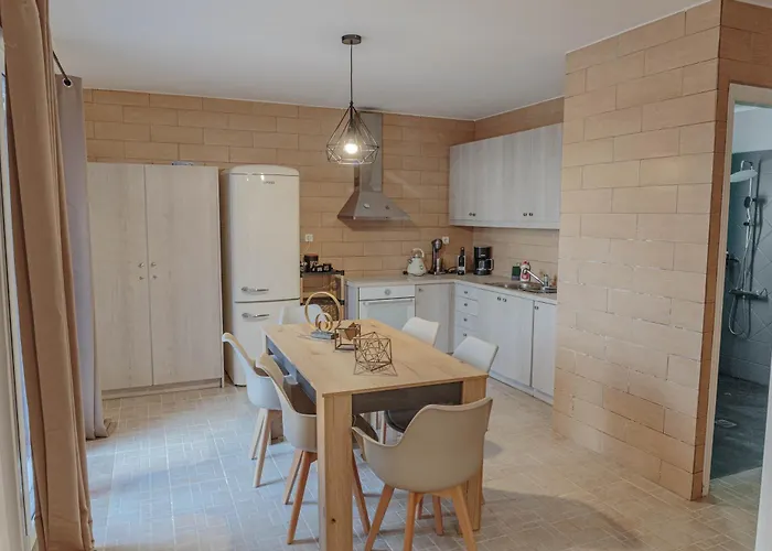 Crown Luxurious Residences,