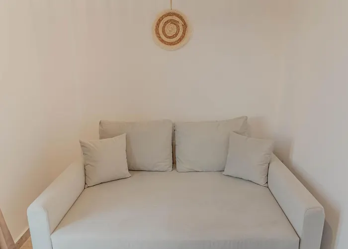 Crown Luxurious Residences, Villa